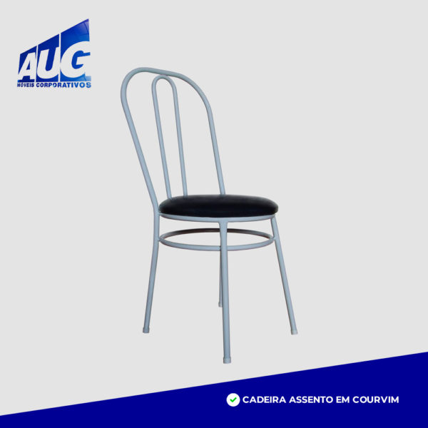 CADEIRA ASSENTO EM COURVIM